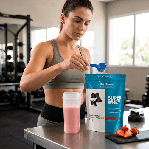 Whey Protein Max Titanium Super Whey Morango 900g