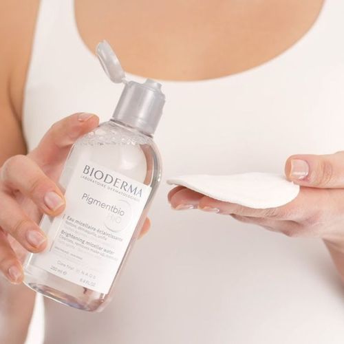 Água Micelar Bioderma Pigmentbio H2O com Ativos Clareadores 250ml