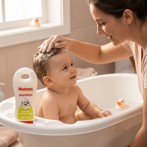 Shampoo Infantil Huggies Chá de Camomila 400ml
